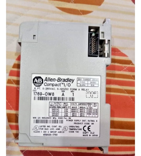 Allen-bradley 1769-OW8 Input Module