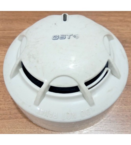 Gst di-m9102 intelligent photoelectric smoke detector