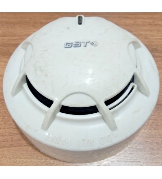 Set of 8X Gst di-m9102 intelligent photoelectric smoke detector